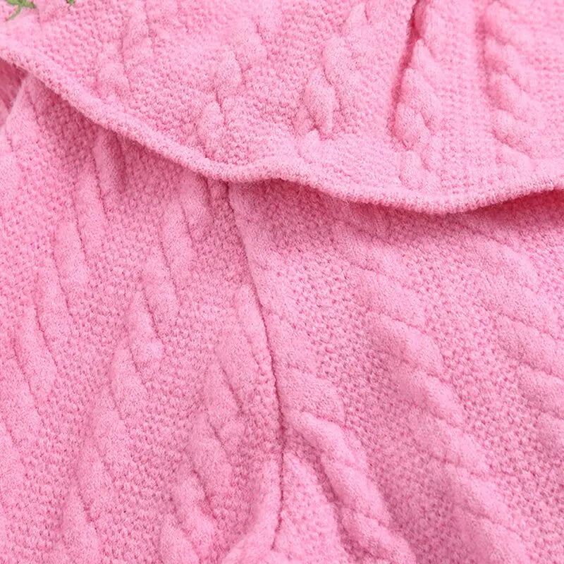 WOMAN 2026 Summer New Style Casual Fashion Stacked Eight Strand Weaving Flower Embroidery Knitwear Retro Women&