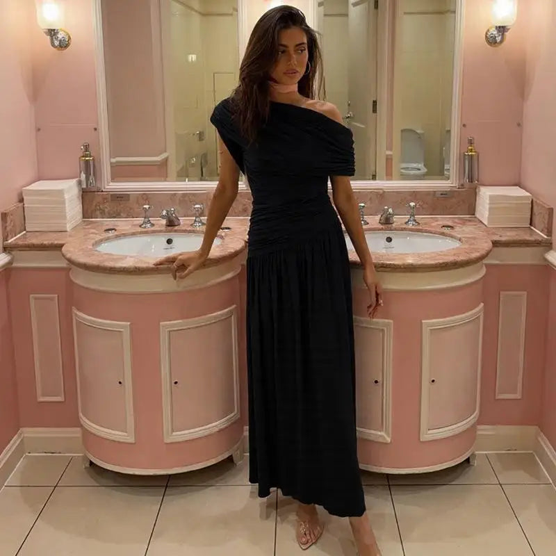 Seductive Dress Fashionable One-Shoulder Ruched Dress Minimalist Solid Asymmetrical Dress Irregular Hemline Wholesaler Gown