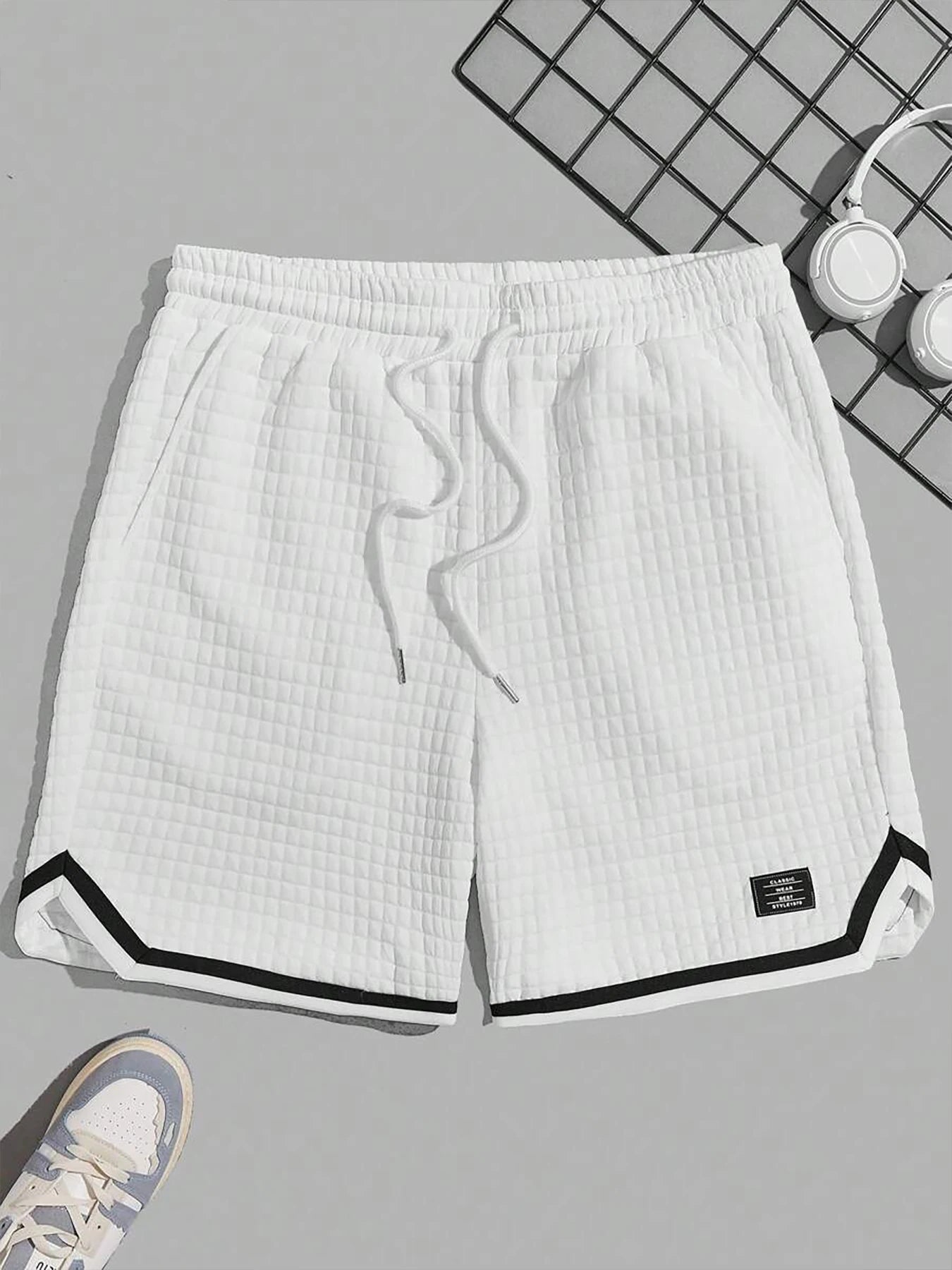 New summer style American-inspired workwear shorts. Simple and stylish, fashionable and trendy, with multiple pockets.