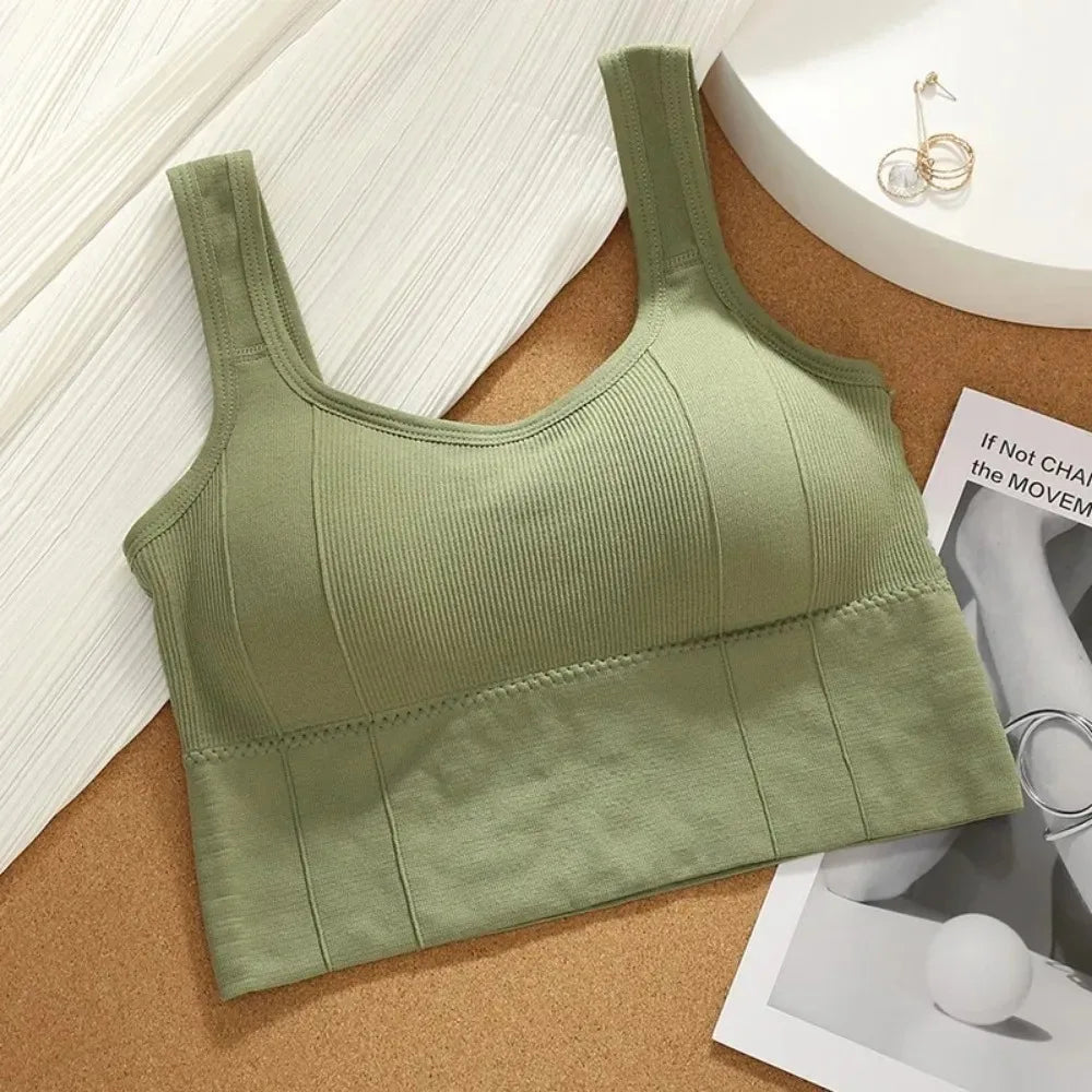 Sports bra with sweat-proof function for fitness wear. Women&