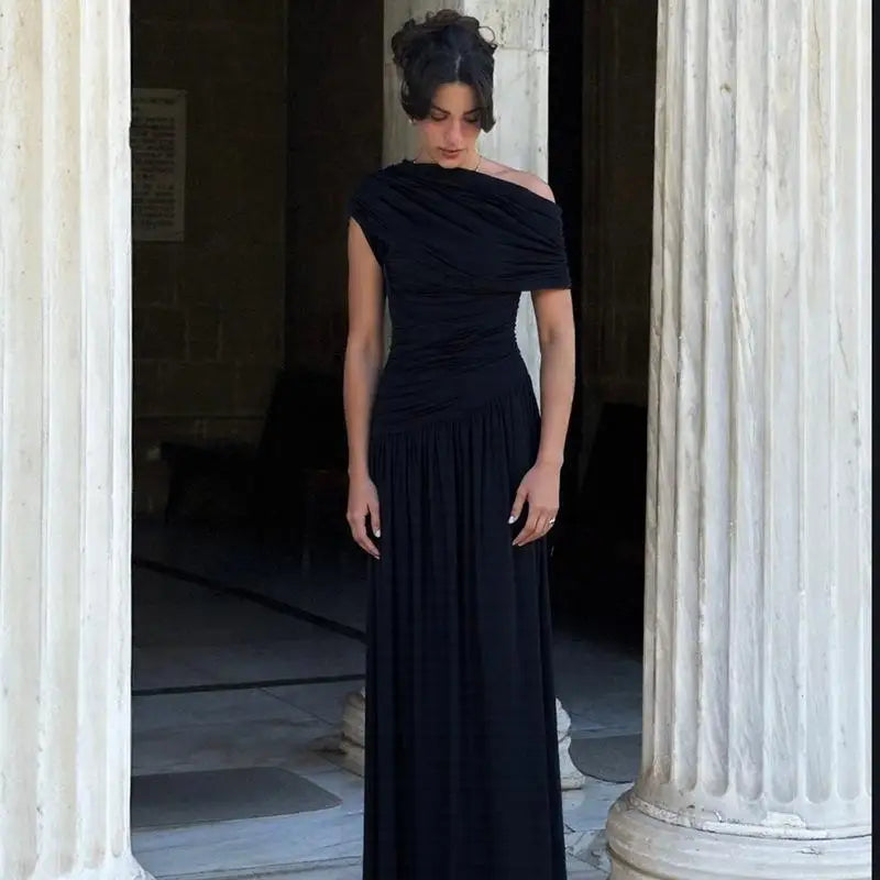 Seductive Dress Fashionable One-Shoulder Ruched Dress Minimalist Solid Asymmetrical Dress Irregular Hemline Wholesaler Gown