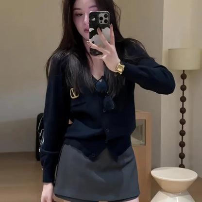 Women Clothes Spring Autumn Fashion Button Solid Color O-neck Knitting Female Simplicity Office Lady Appear Thin Sweater Cardiga