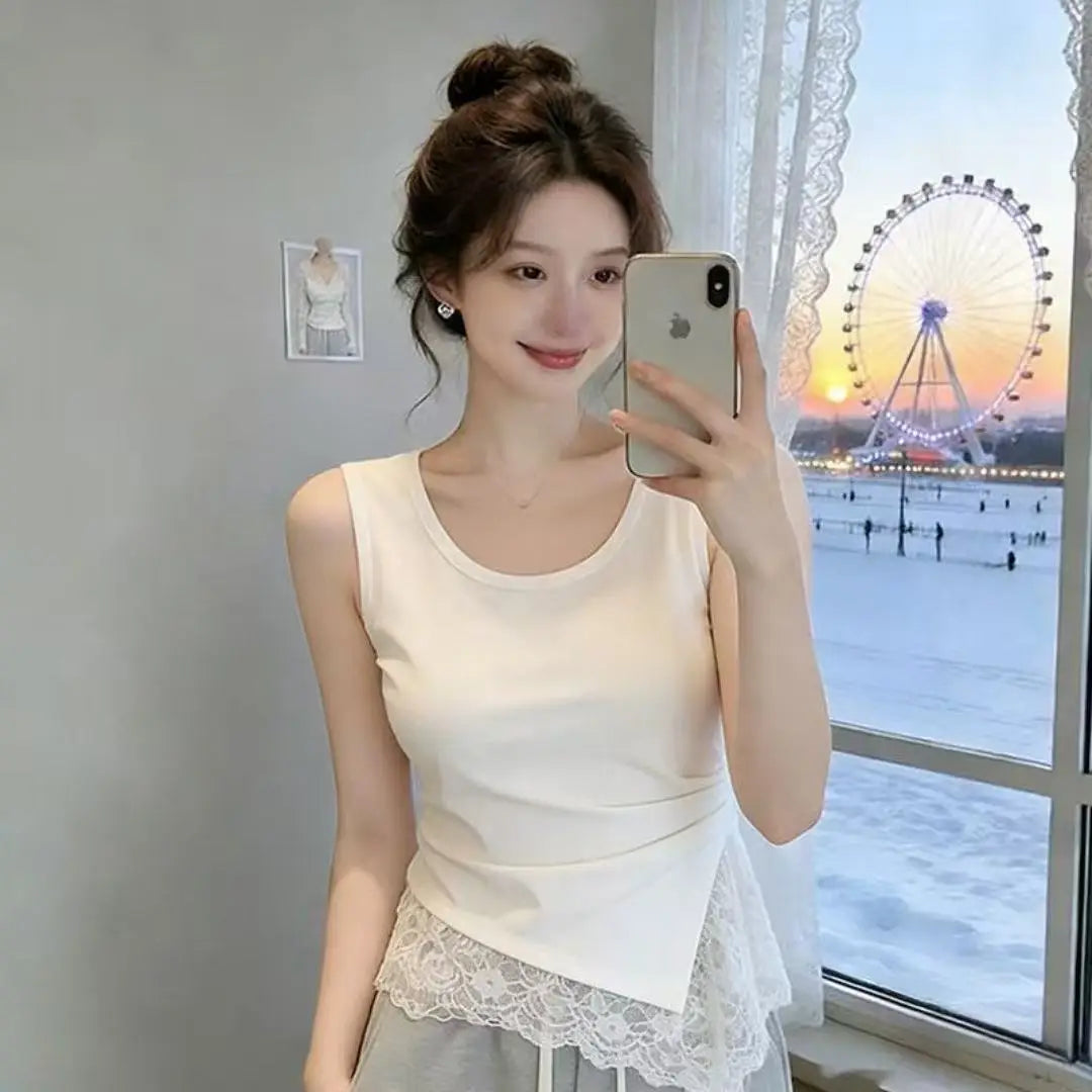 Sleeveless Lace Spliced   cut-sleeve Top for Women with Irregular Hem Layered Mid-length Vest Versatile Stylish