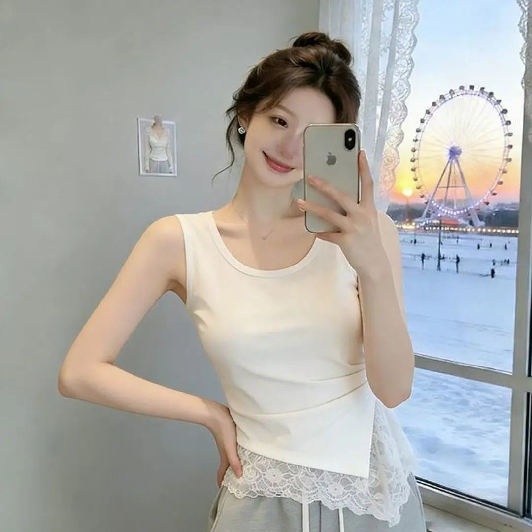 Sleeveless Lace Spliced   cut-sleeve Top for Women with Irregular Hem Layered Mid-length Vest Versatile Stylish