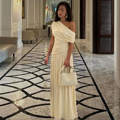 Seductive Dress Fashionable One-Shoulder Ruched Dress Minimalist Solid Asymmetrical Dress Irregular Hemline Wholesaler Gown