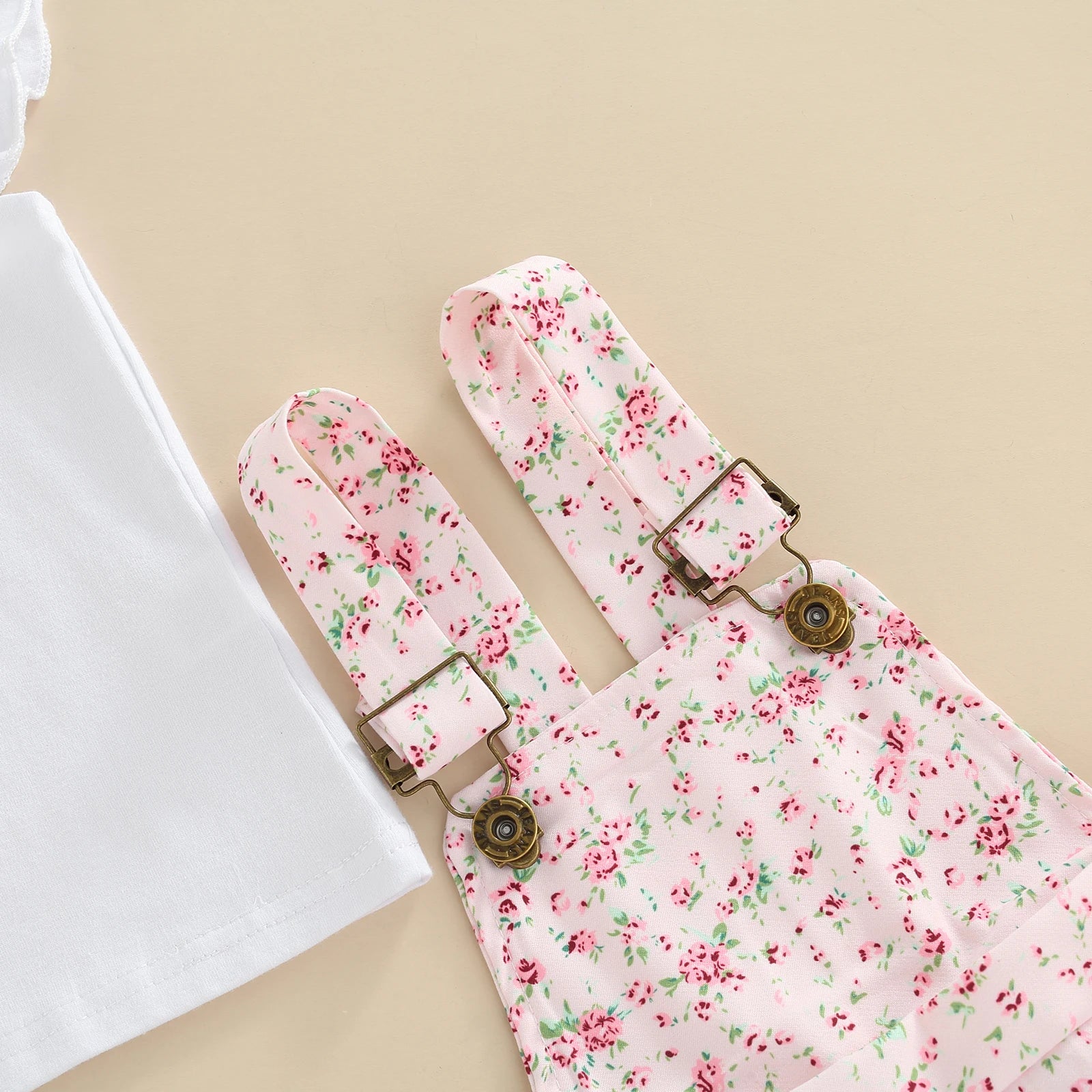 Kids Clothes Girls Summer Outfits Children Clothing Short Sleeve Round Neck Tops + Flowers Printed Suspender Short Pants Set