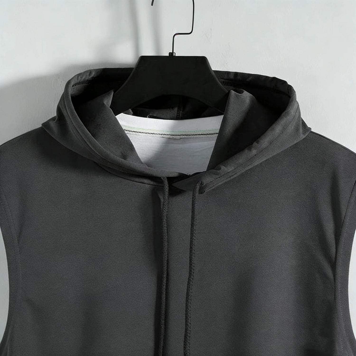 New sleeveless vest top for men with a casual temperament, trendy and lazy men&