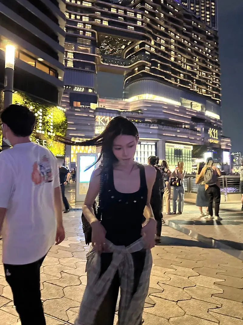 Tanks Women O-neck Sleeveless Hotsweet Hip Hop New American Style Streetwear Leisure Cool 3D Decoration Crop Tops Harajuku Solid