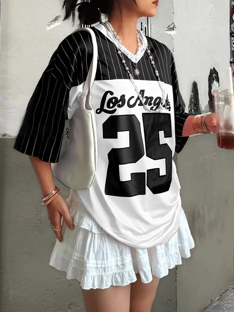 Jersey Shirts for Women Y2k Oversized T Shirt Striped Number Graphic Tees V Neck Half Sleeve Streetwear Tops