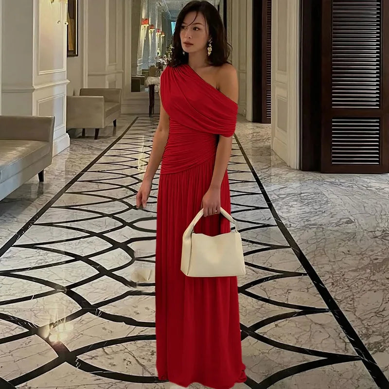 Seductive Dress Fashionable One-Shoulder Ruched Dress Minimalist Solid Asymmetrical Dress Irregular Hemline Wholesaler Gown