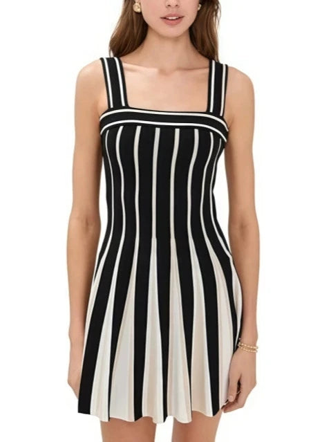 Striped fitted sleeveless fashionable short skirt