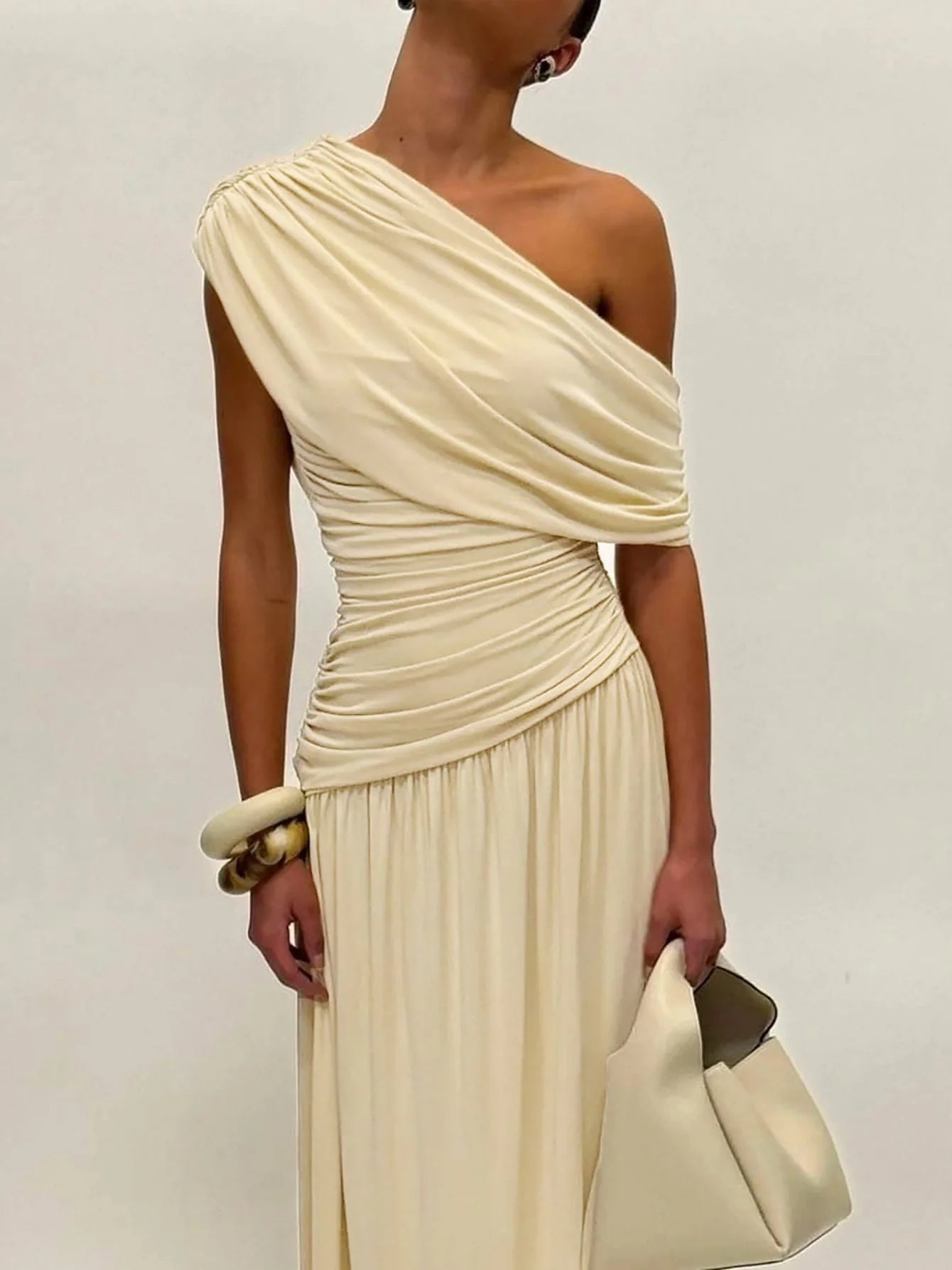 Seductive Dress Fashionable One-Shoulder Ruched Dress Minimalist Solid Asymmetrical Dress Irregular Hemline Wholesaler Gown